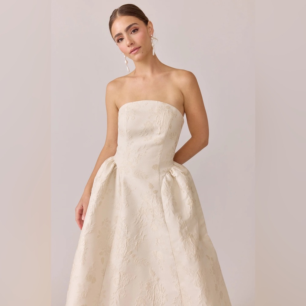 Revelry Basque Waist Strapless Lace Up Jaquard Wedding Dress